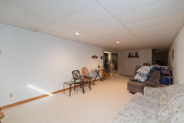 5616 Stonefield ROAD, Slinger, WI 53086