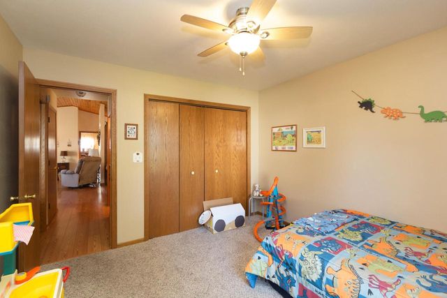 5616 Stonefield ROAD, Slinger, WI 53086