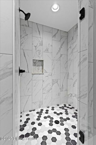 605 Ashwood Ave, Elizabethtown, KY 42701