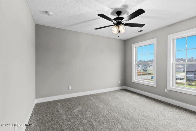 605 Ashwood Ave, Elizabethtown, KY 42701