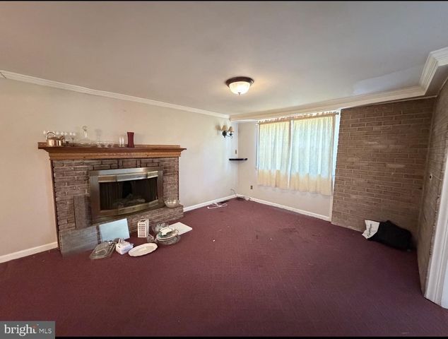 213 LUFF LN, Warminster, PA 18974