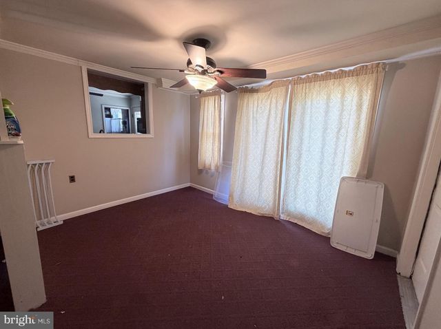 213 LUFF LN, Warminster, PA 18974