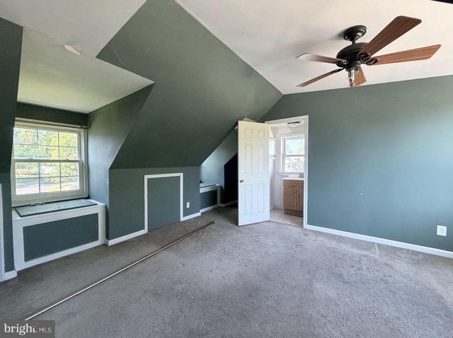 213 LUFF LN, Warminster, PA 18974