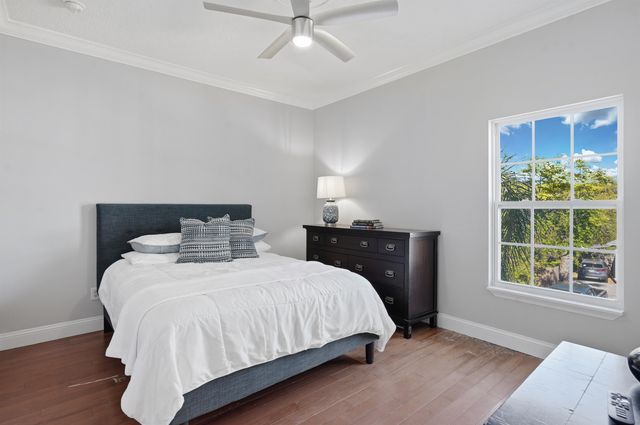 2 Lisbon St, St Augustine, FL 32080