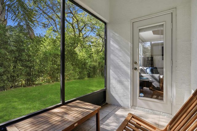 2 Lisbon St, St Augustine, FL 32080