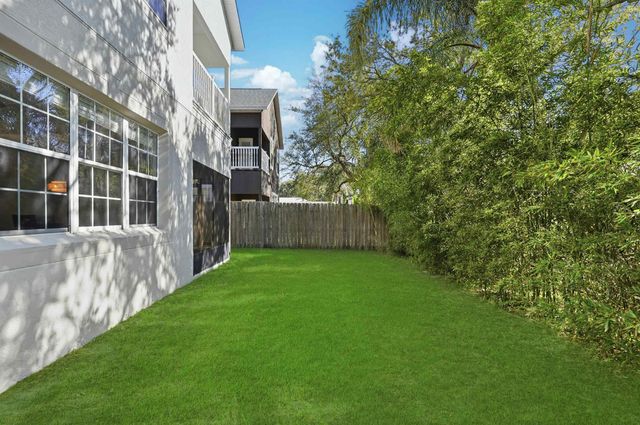 2 Lisbon St, St Augustine, FL 32080