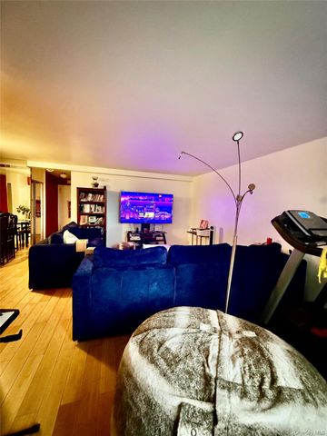 61-20 Grand Central Parkway B 708, Forest Hills, NY 11375