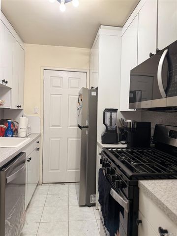 61-20 Grand Central Parkway B 708, Forest Hills, NY 11375
