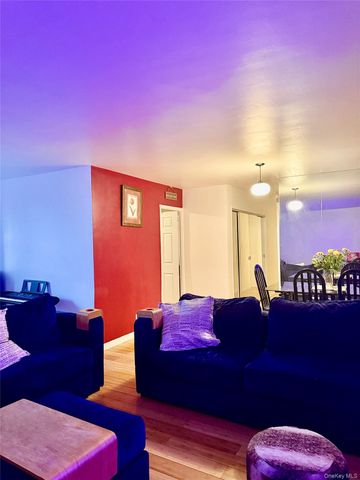 61-20 Grand Central Parkway B 708, Forest Hills, NY 11375