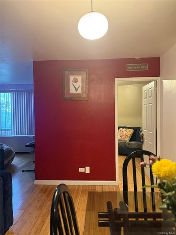 61-20 Grand Central Parkway B 708, Forest Hills, NY 11375