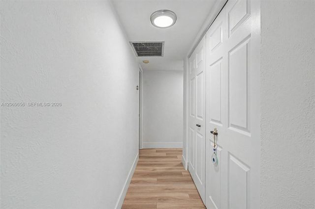 10852 N Kendall Drive 314, Miami, FL 33176