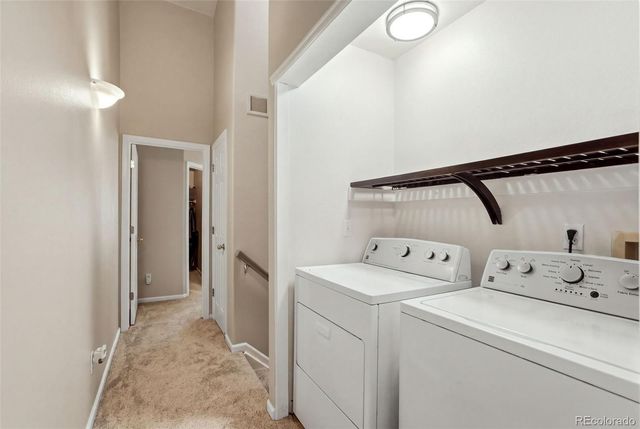 9609 W Chatfield Avenue B, Littleton, CO 80128