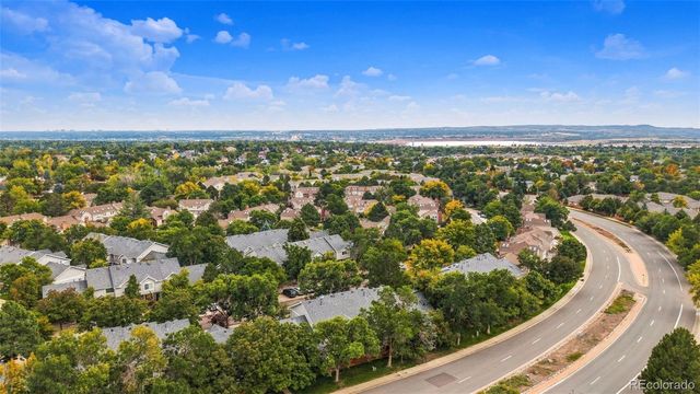 9609 W Chatfield Avenue B, Littleton, CO 80128
