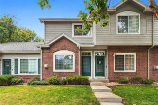 9609 W Chatfield Avenue B, Littleton, CO 80128