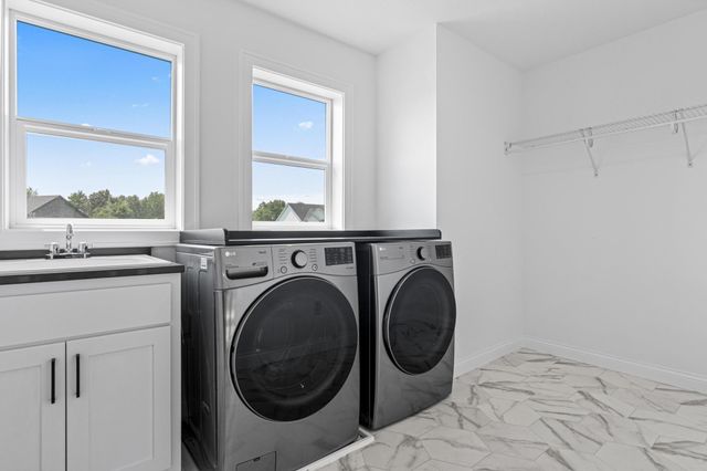 917 174th Avenue NE, Ham Lake, MN 55304