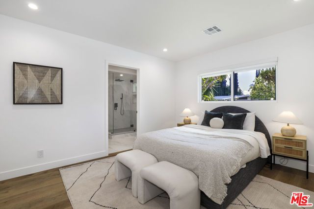5900 Nita Avenue, Woodland Hills (los Angeles), CA 91367