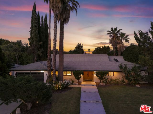 5900 Nita Avenue, Woodland Hills (los Angeles), CA 91367
