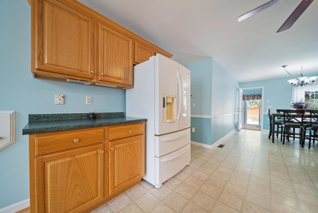 74 Pleasant Street, Windham, NH 03087