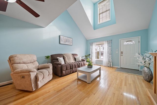 74 Pleasant Street, Windham, NH 03087