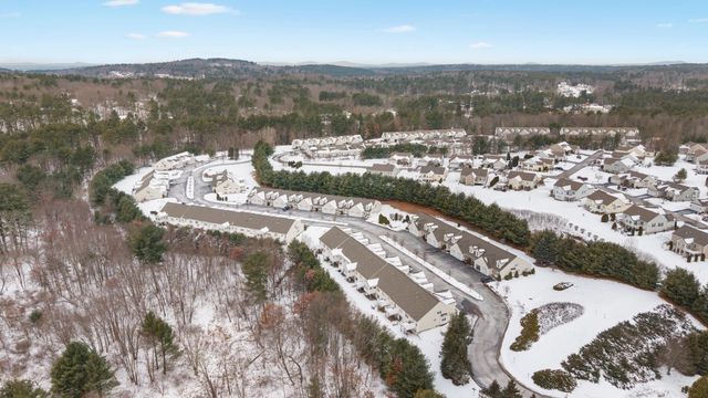 74 Pleasant Street, Windham, NH 03087