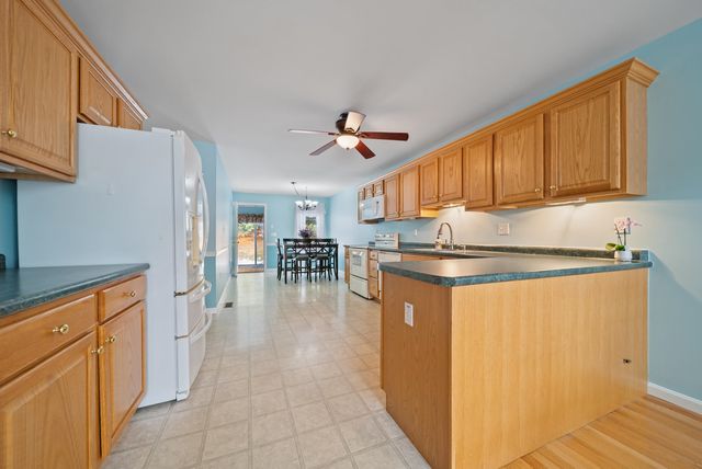 74 Pleasant Street, Windham, NH 03087