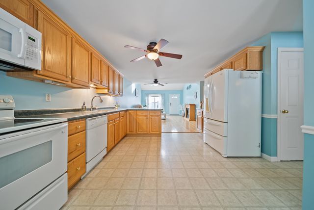 74 Pleasant Street, Windham, NH 03087