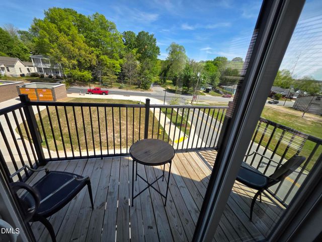 1250 Coach Station Alley 201, Raleigh, NC 27601