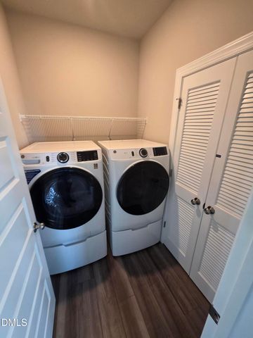 1250 Coach Station Alley 201, Raleigh, NC 27601