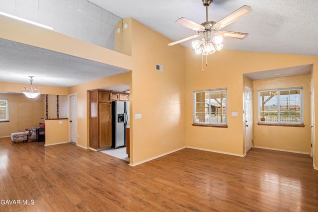 8811 Satinwood Avenue, California City, CA 93505