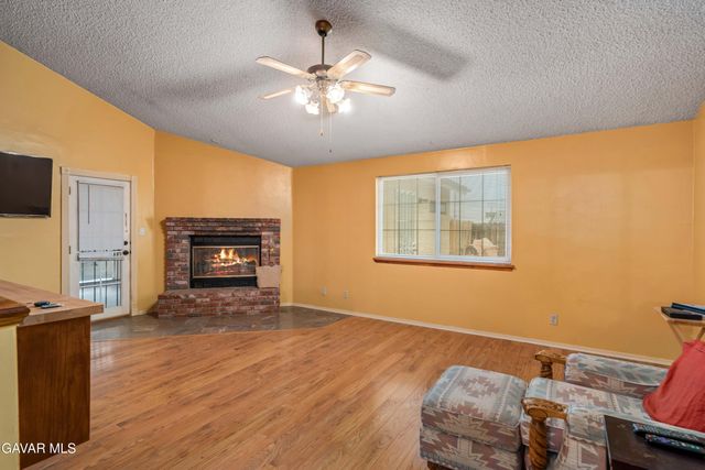 8811 Satinwood Avenue, California City, CA 93505