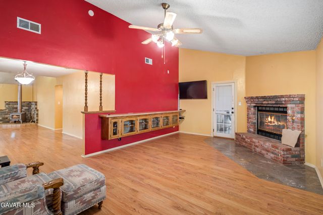 8811 Satinwood Avenue, California City, CA 93505
