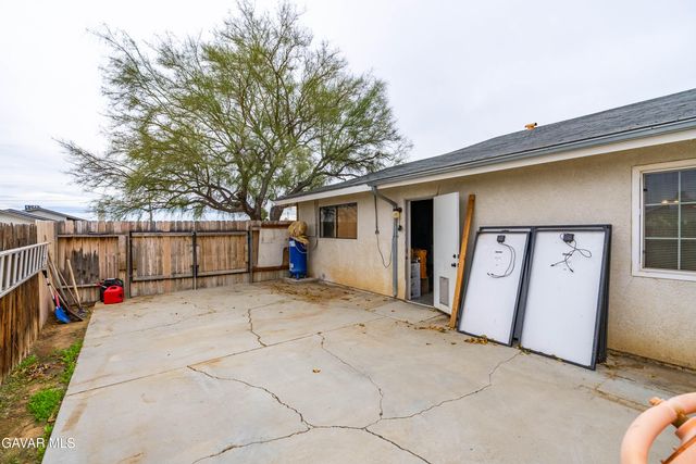 8811 Satinwood Avenue, California City, CA 93505