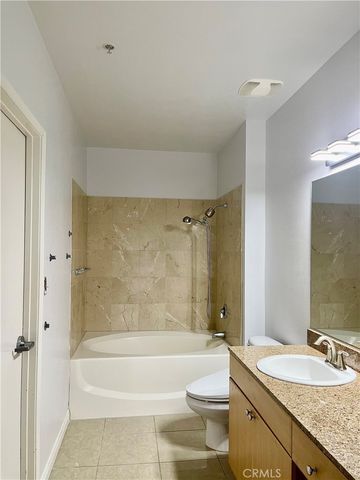 388 E Ocean Boulevard 718, Long Beach, CA 90802