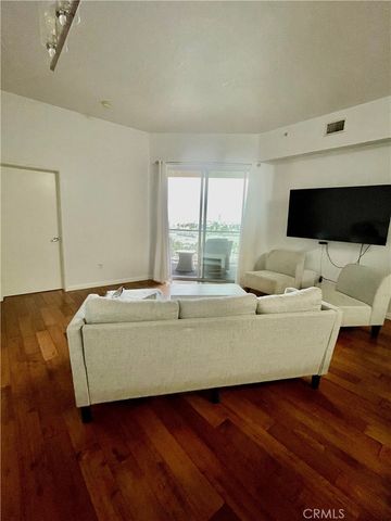 388 E Ocean Boulevard 718, Long Beach, CA 90802