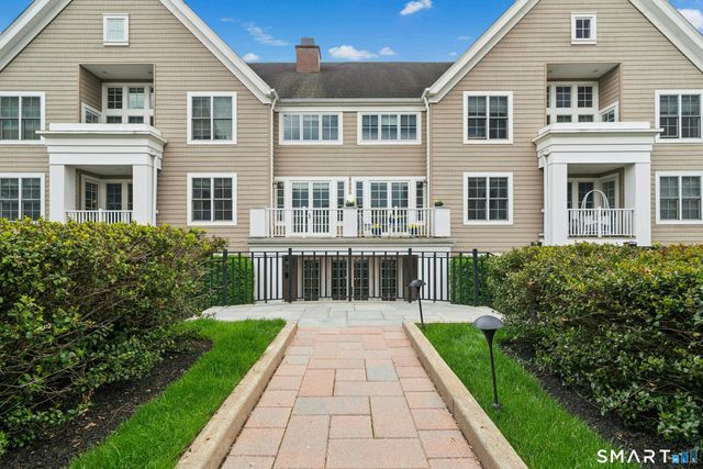 77 Havemeyer Lane 310, Stamford, CT 06902