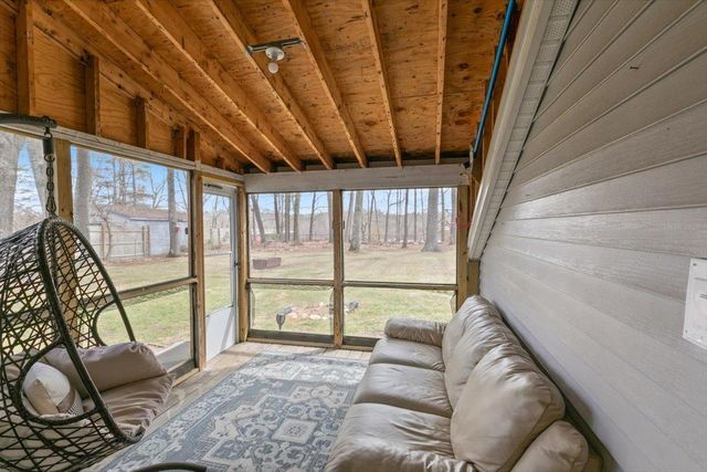 18 Old Road, Plaistow, NH 03865