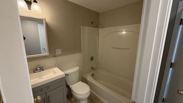 32 Bradford Street 9, Concord, MA 01742