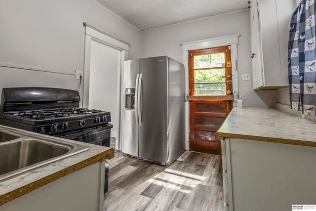 4215 Camden Avenue, Omaha, NE 68111