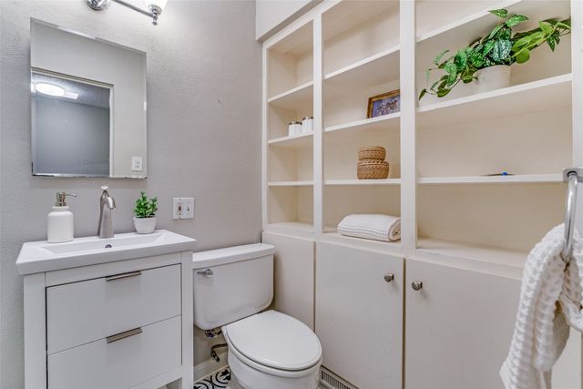 3623 Hawthorne Avenue, Dallas, TX 75219