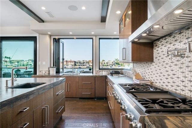 16462 Malden Circle, Huntington Beach, CA 92649