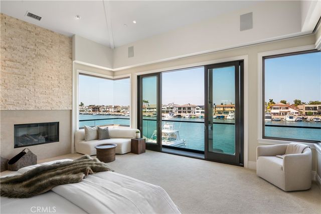 16462 Malden Circle, Huntington Beach, CA 92649