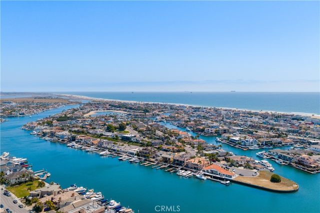 16462 Malden Circle, Huntington Beach, CA 92649