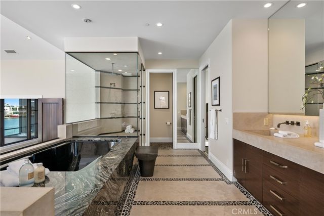 16462 Malden Circle, Huntington Beach, CA 92649