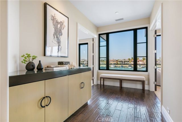 16462 Malden Circle, Huntington Beach, CA 92649