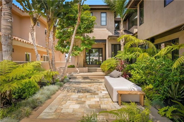 16462 Malden Circle, Huntington Beach, CA 92649