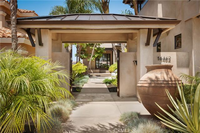 16462 Malden Circle, Huntington Beach, CA 92649
