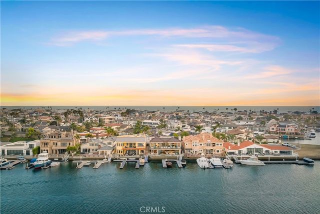 16462 Malden Circle, Huntington Beach, CA 92649