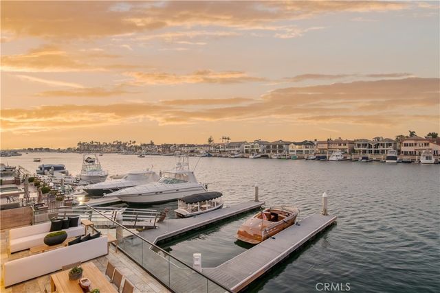 16462 Malden Circle, Huntington Beach, CA 92649