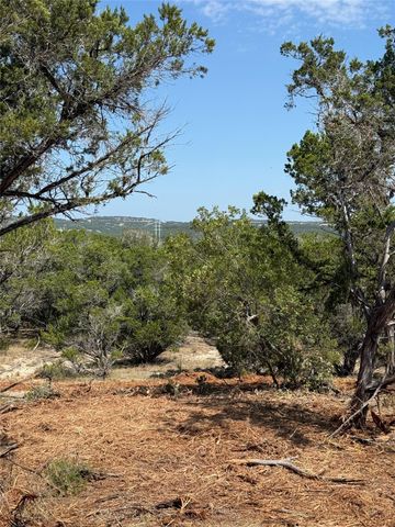 3831 Lakehurst RD, Spicewood, TX 78669