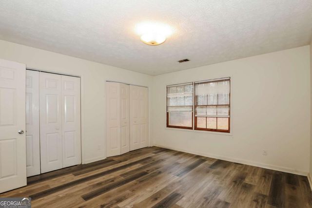 7074 Williamsburg Drive, Riverdale, GA 30274